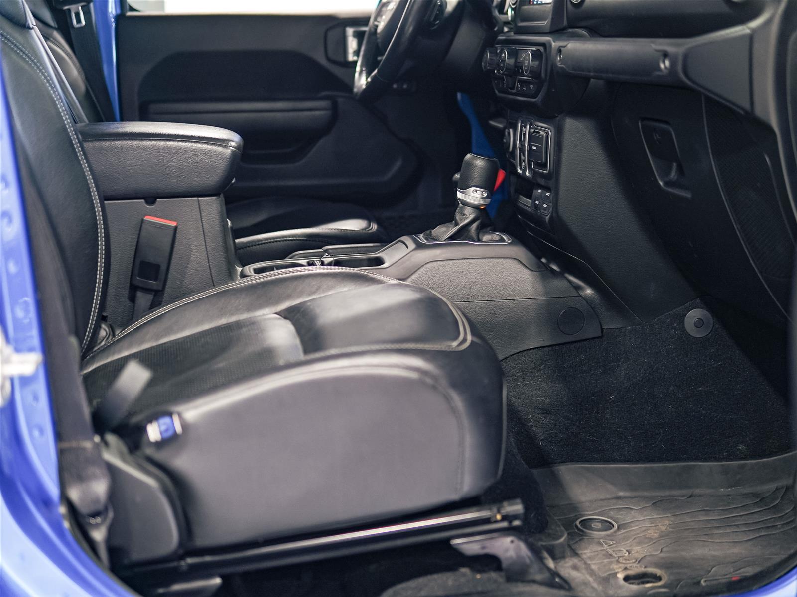 used 2022 Jeep Gladiator car, priced at $40,964