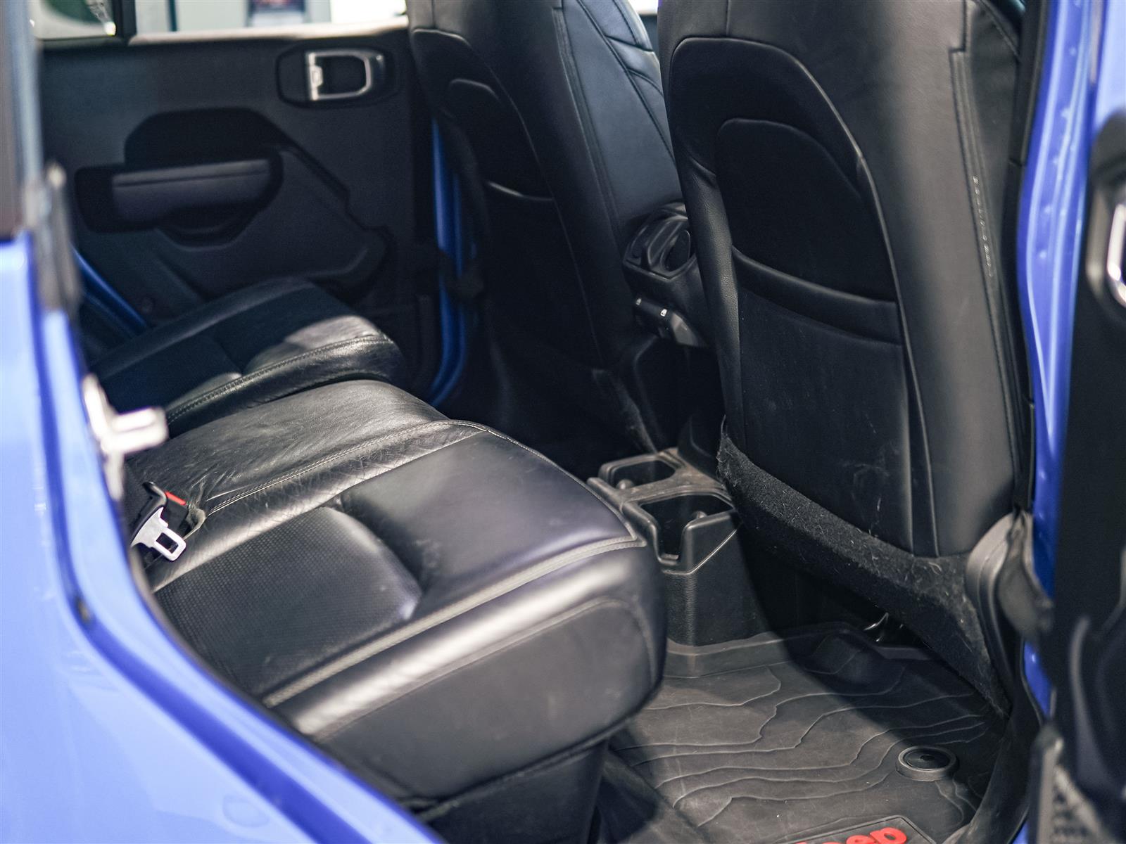 used 2022 Jeep Gladiator car, priced at $40,964