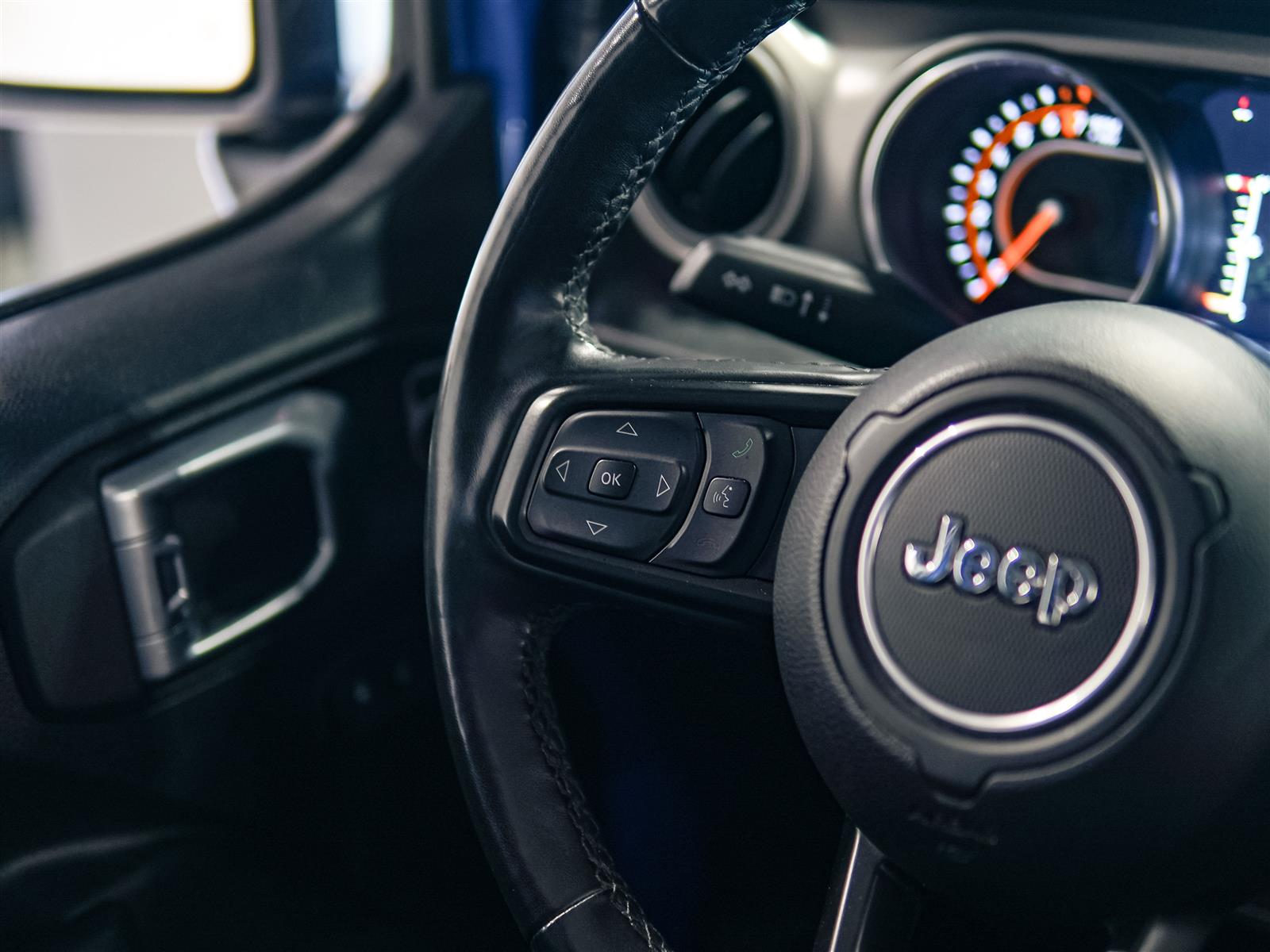 used 2022 Jeep Gladiator car, priced at $40,964