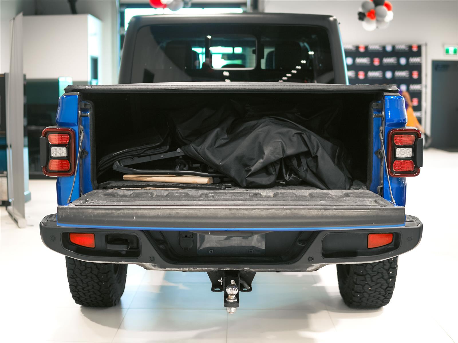 used 2022 Jeep Gladiator car, priced at $40,964