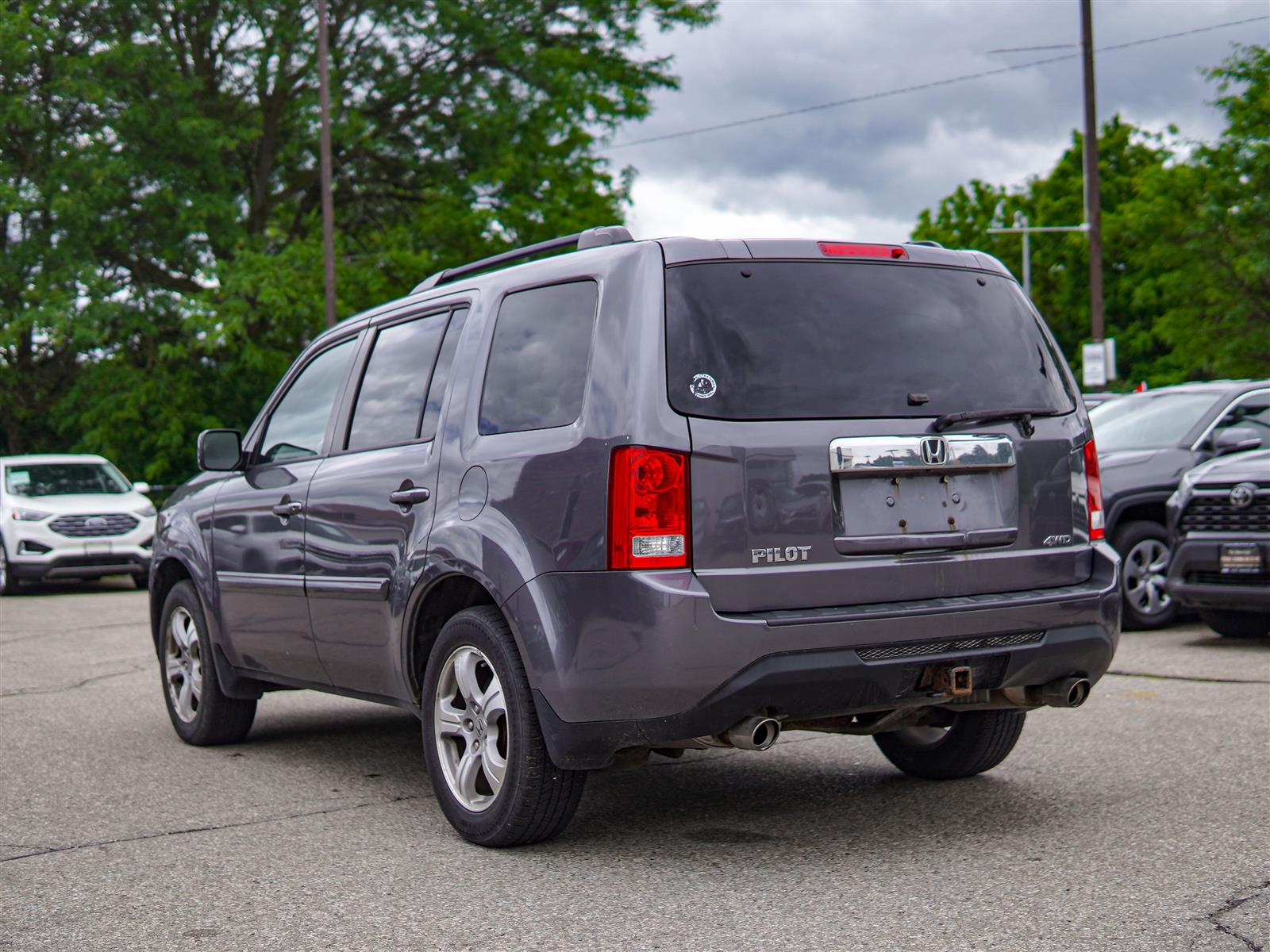 used 2014 Honda Pilot car, priced at $7,995