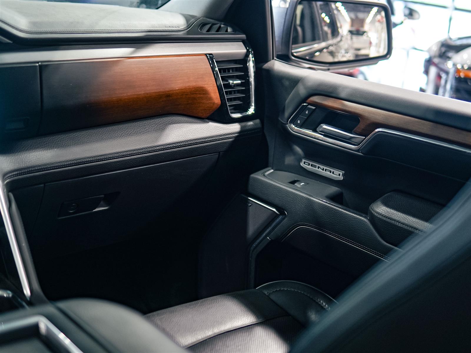 used 2022 GMC Sierra 1500 car, priced at $49,495