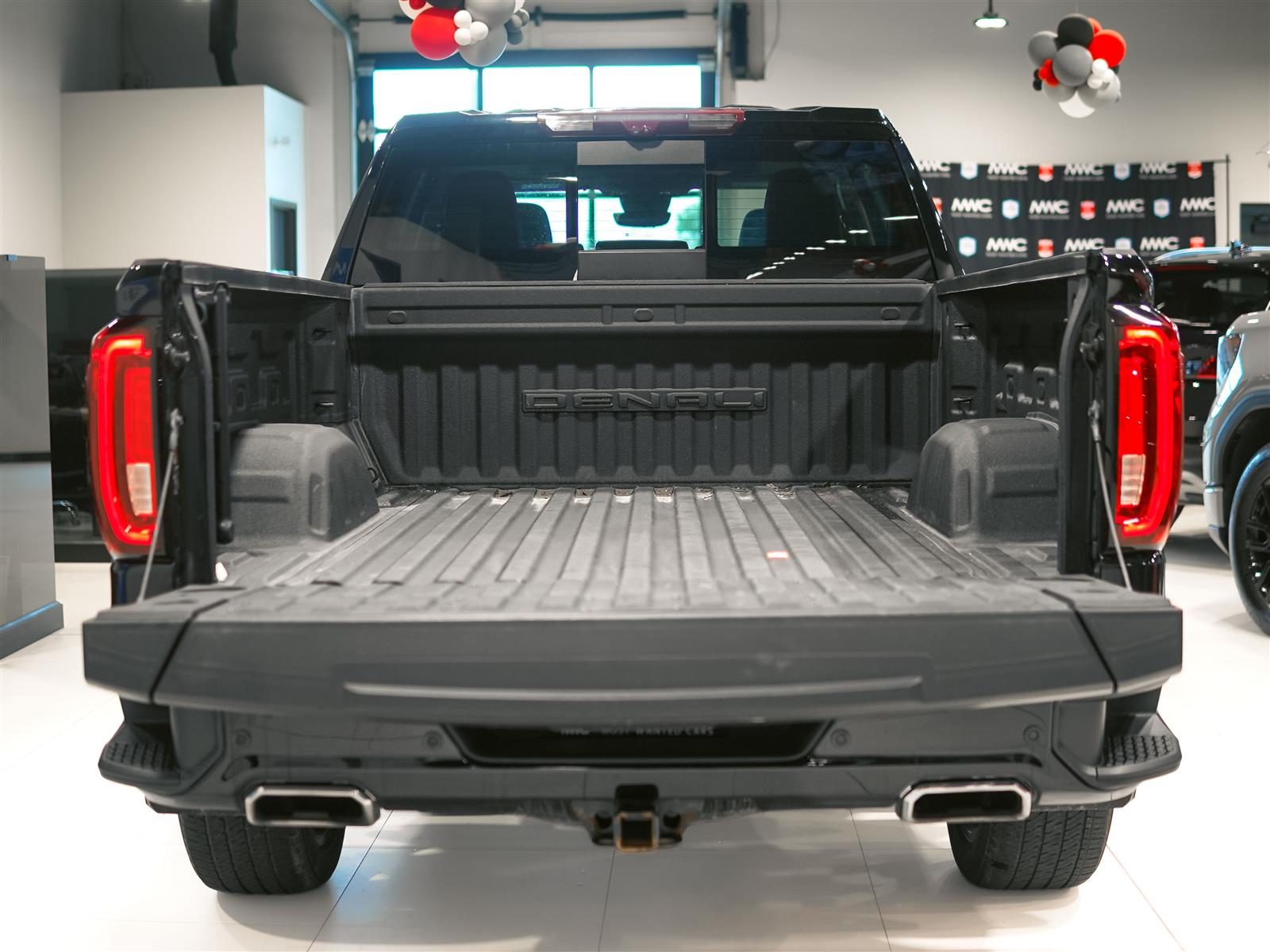 used 2022 GMC Sierra 1500 car, priced at $49,495