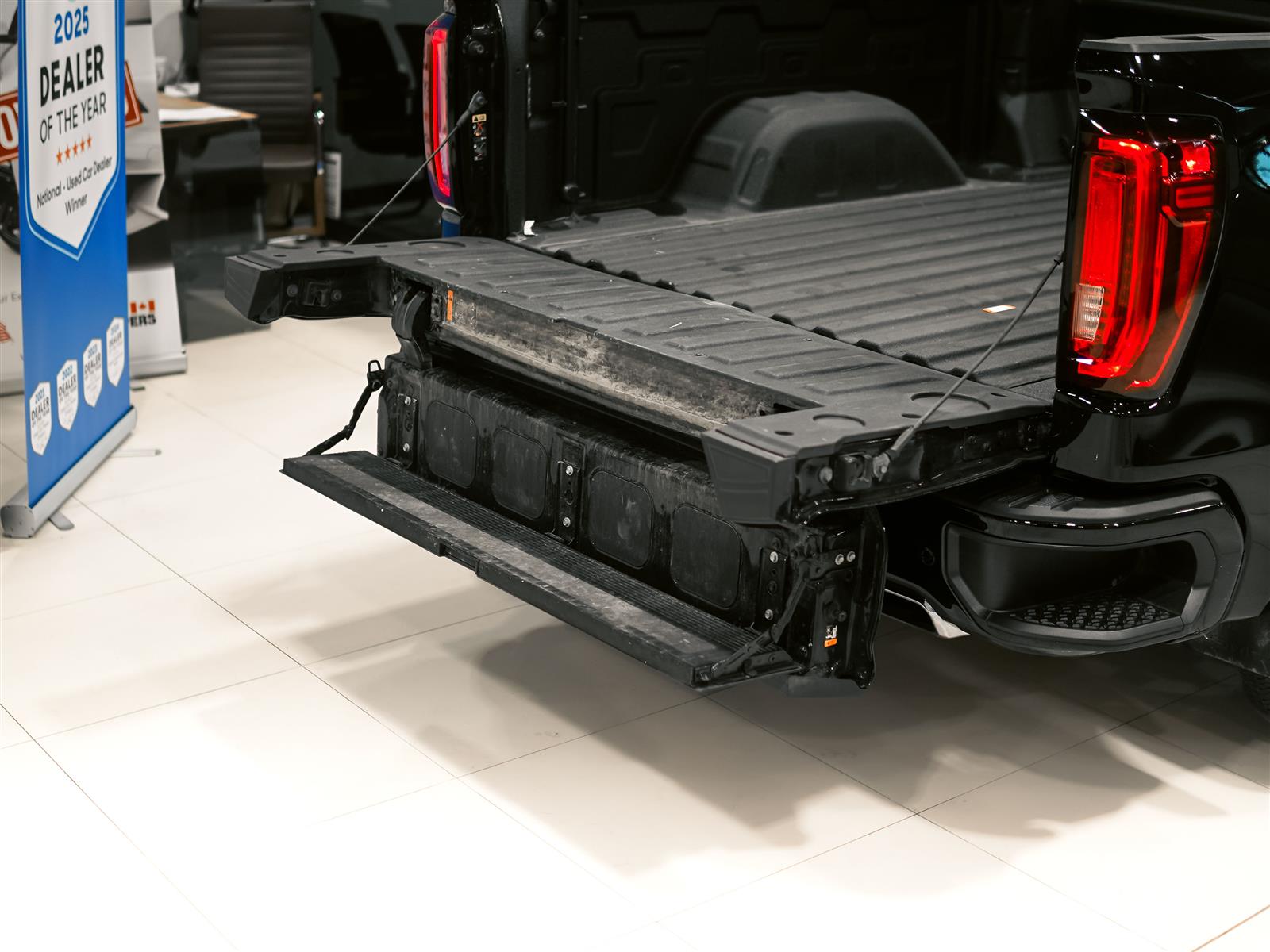 used 2022 GMC Sierra 1500 car, priced at $49,495