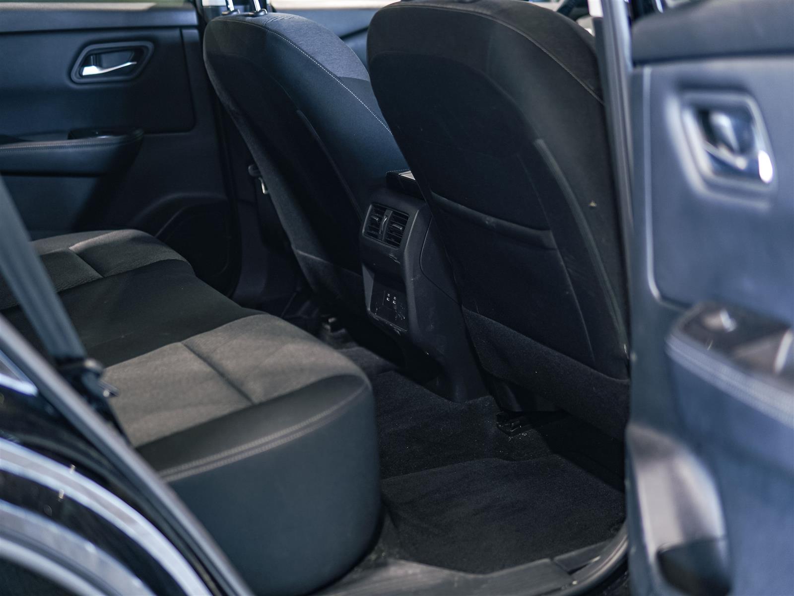used 2024 Nissan Rogue car, priced at $26,562