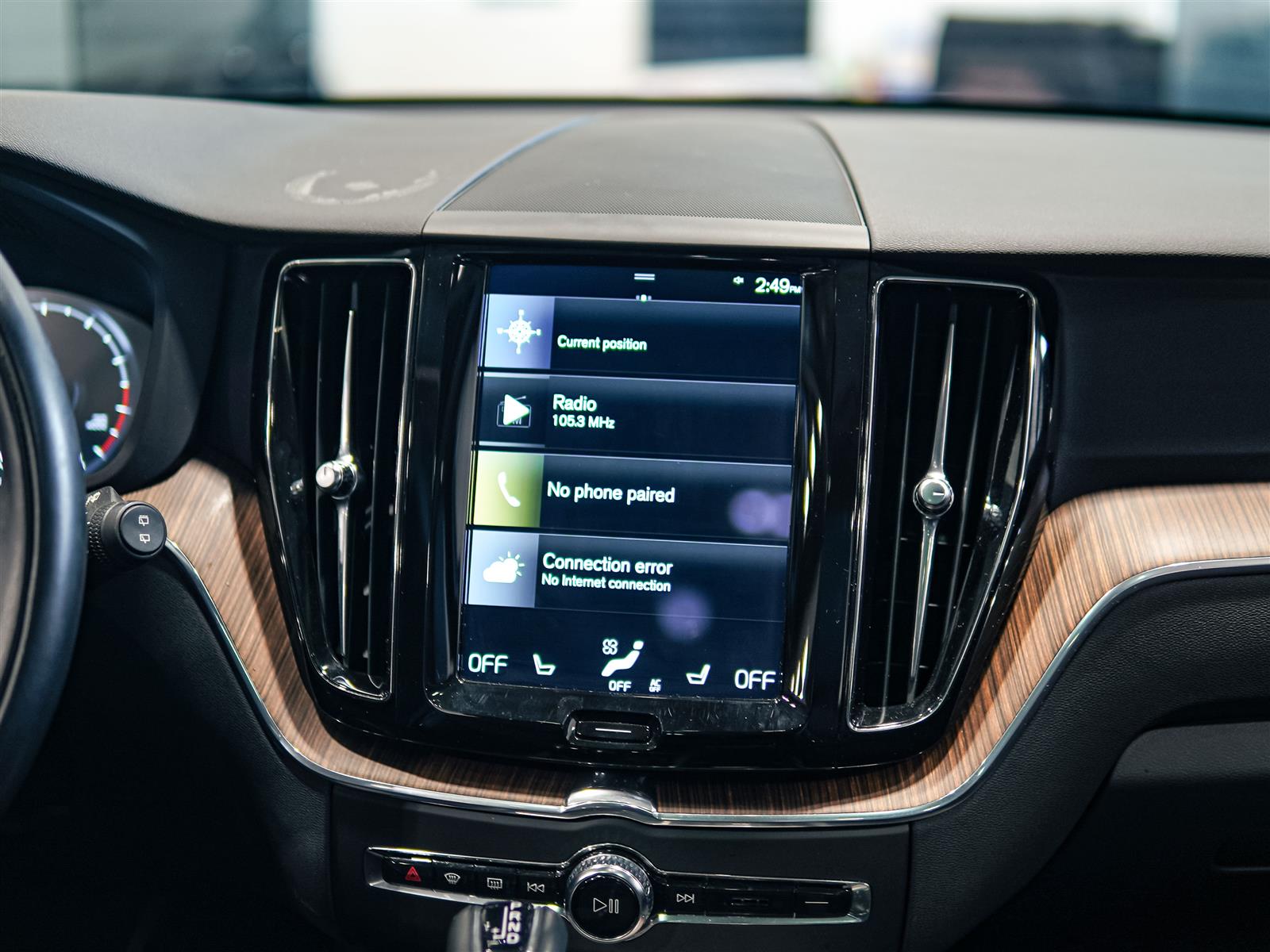used 2021 Volvo XC60 car, priced at $28,763