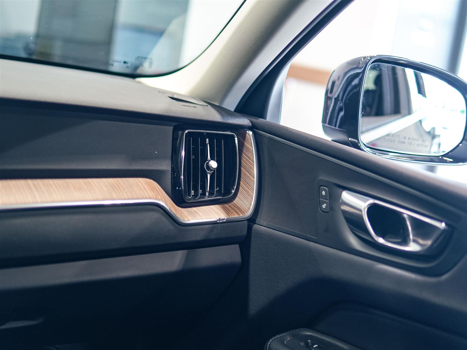 used 2021 Volvo XC60 car, priced at $28,763