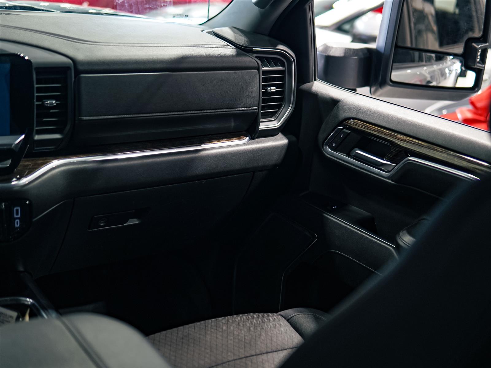 used 2024 GMC Sierra 1500 car, priced at $50,497