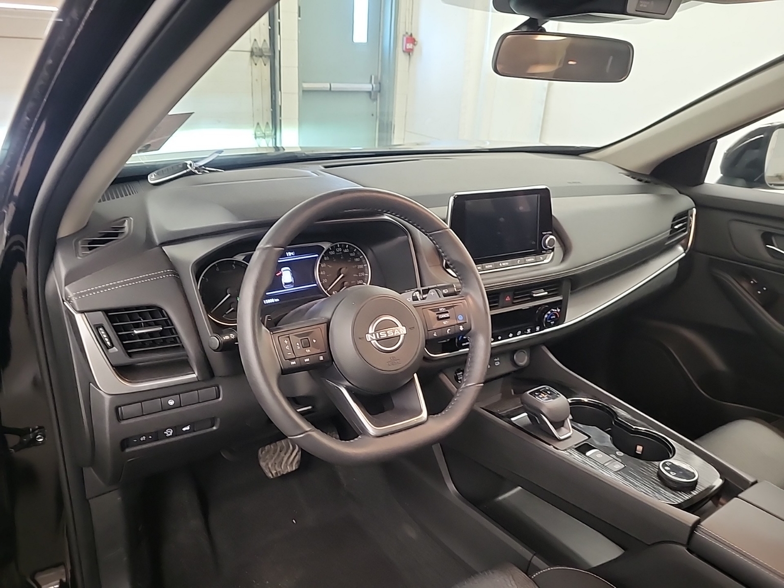 used 2024 Nissan Rogue car, priced at $27,682