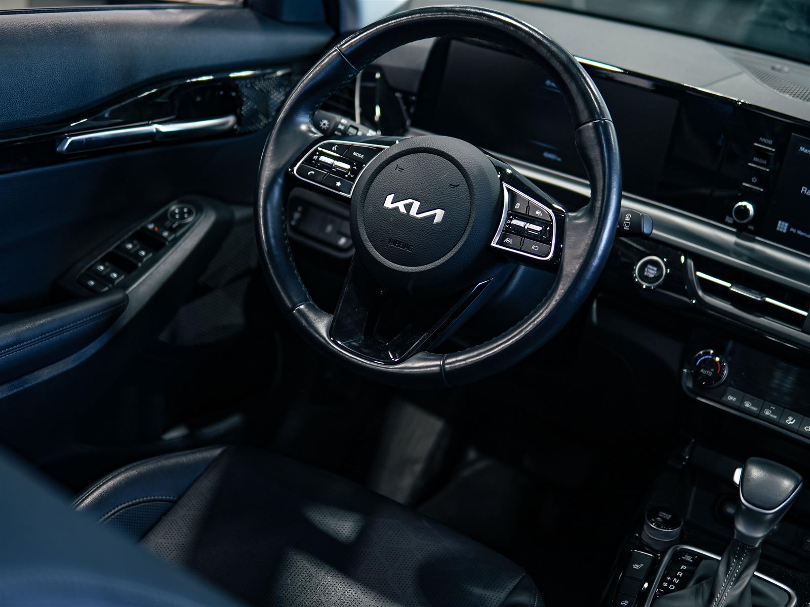 used 2024 Kia Seltos car, priced at $25,272