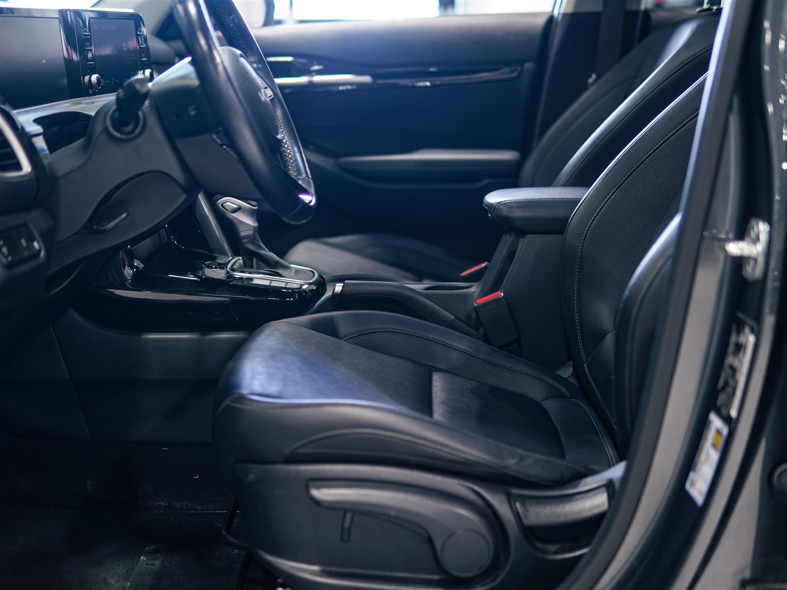 used 2024 Kia Seltos car, priced at $25,272