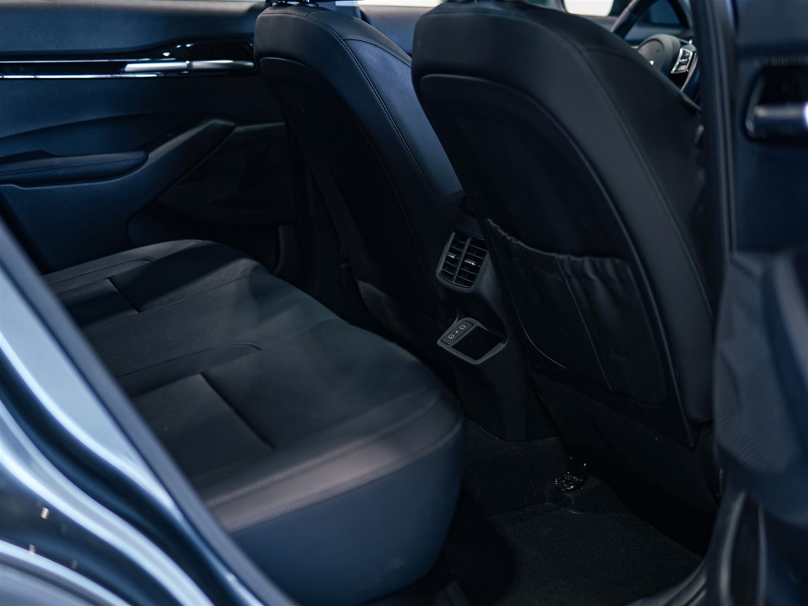 used 2024 Kia Seltos car, priced at $25,272