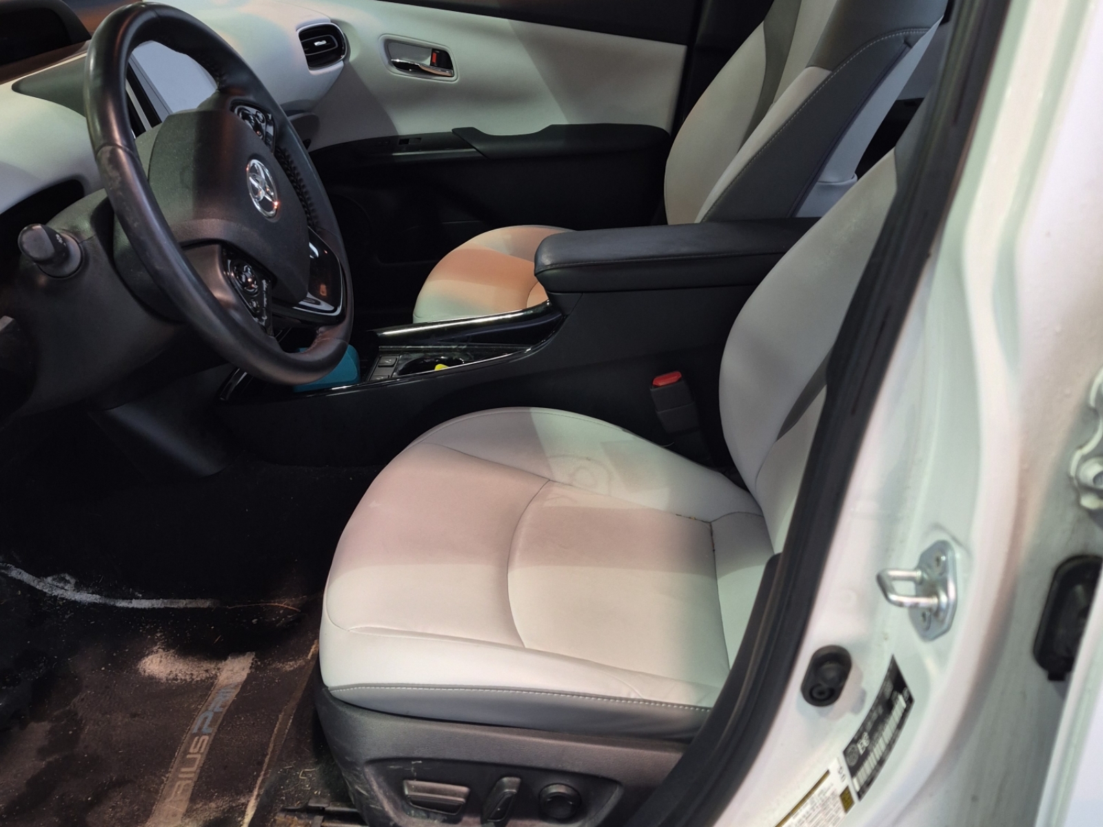 used 2021 Toyota Prius Prime car, priced at $25,964
