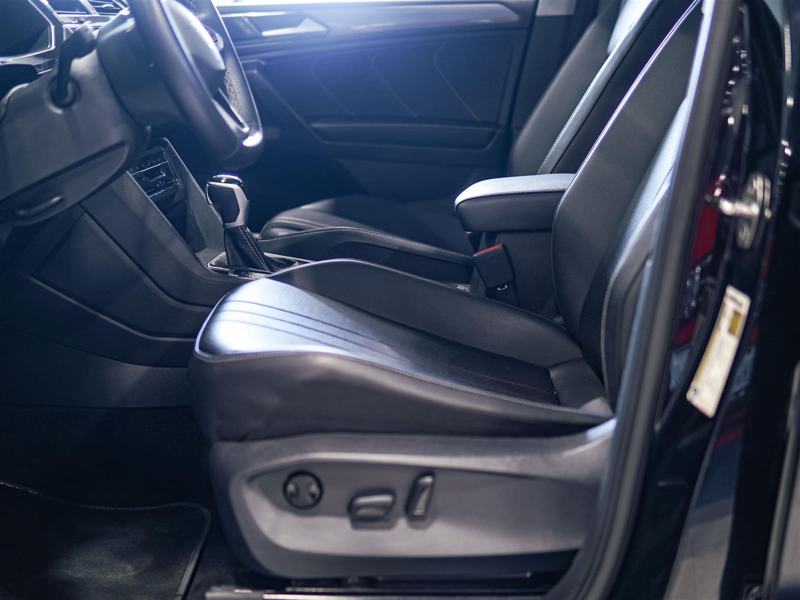 used 2024 Volkswagen Tiguan car, priced at $24,892