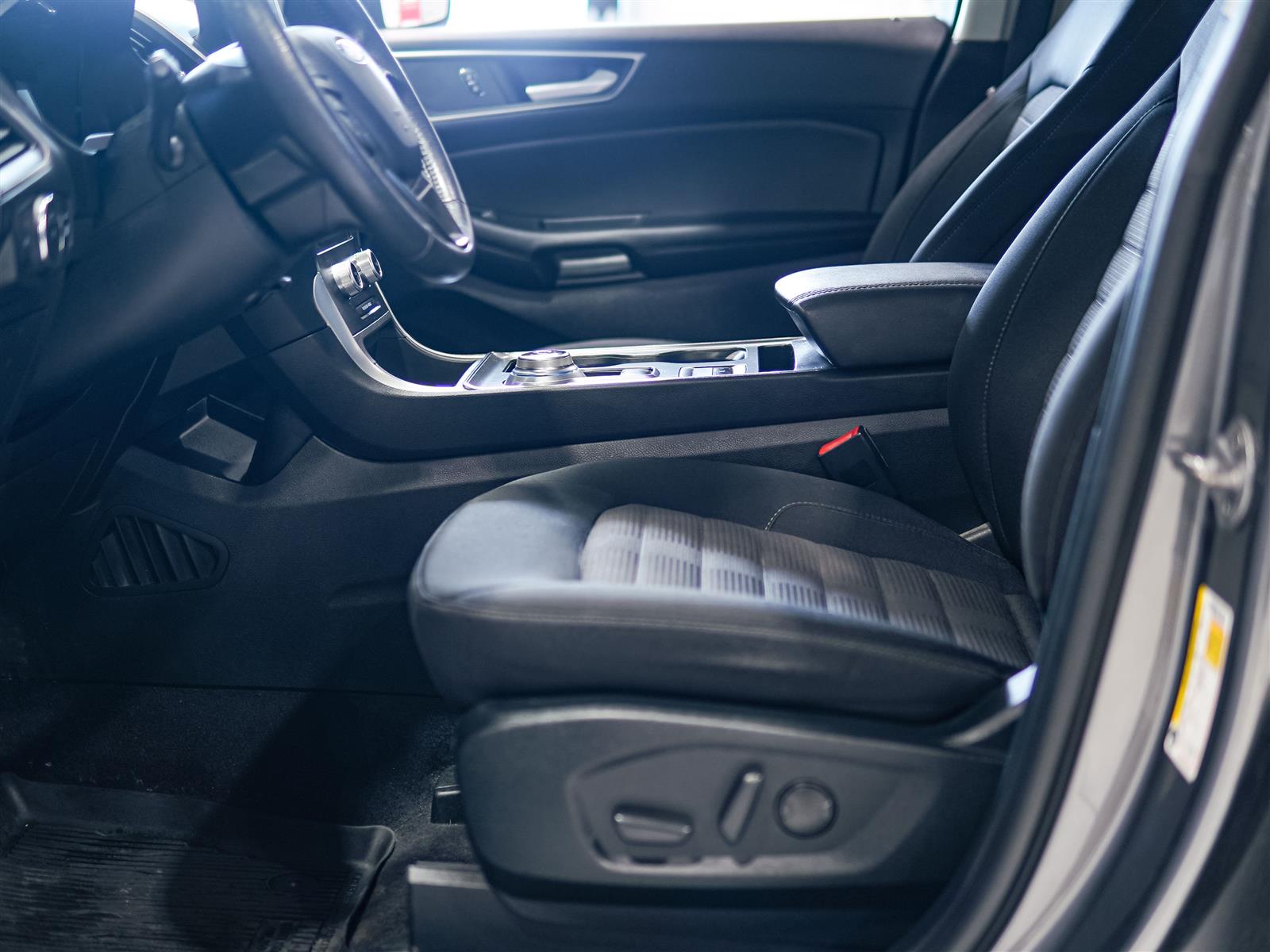 used 2022 Ford Edge car, priced at $22,793
