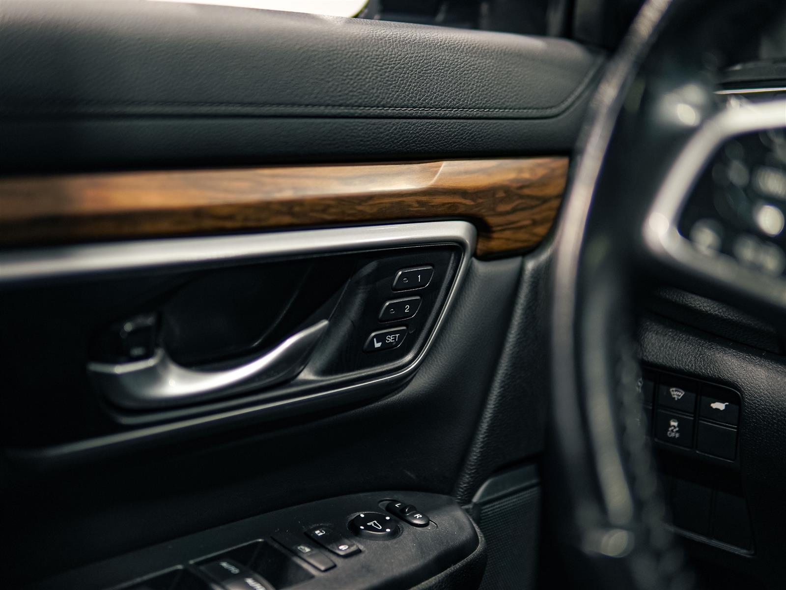 used 2022 Honda CR-V car, priced at $30,462