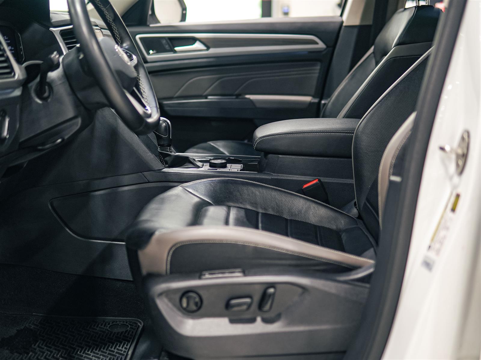used 2023 Volkswagen Atlas car, priced at $35,962