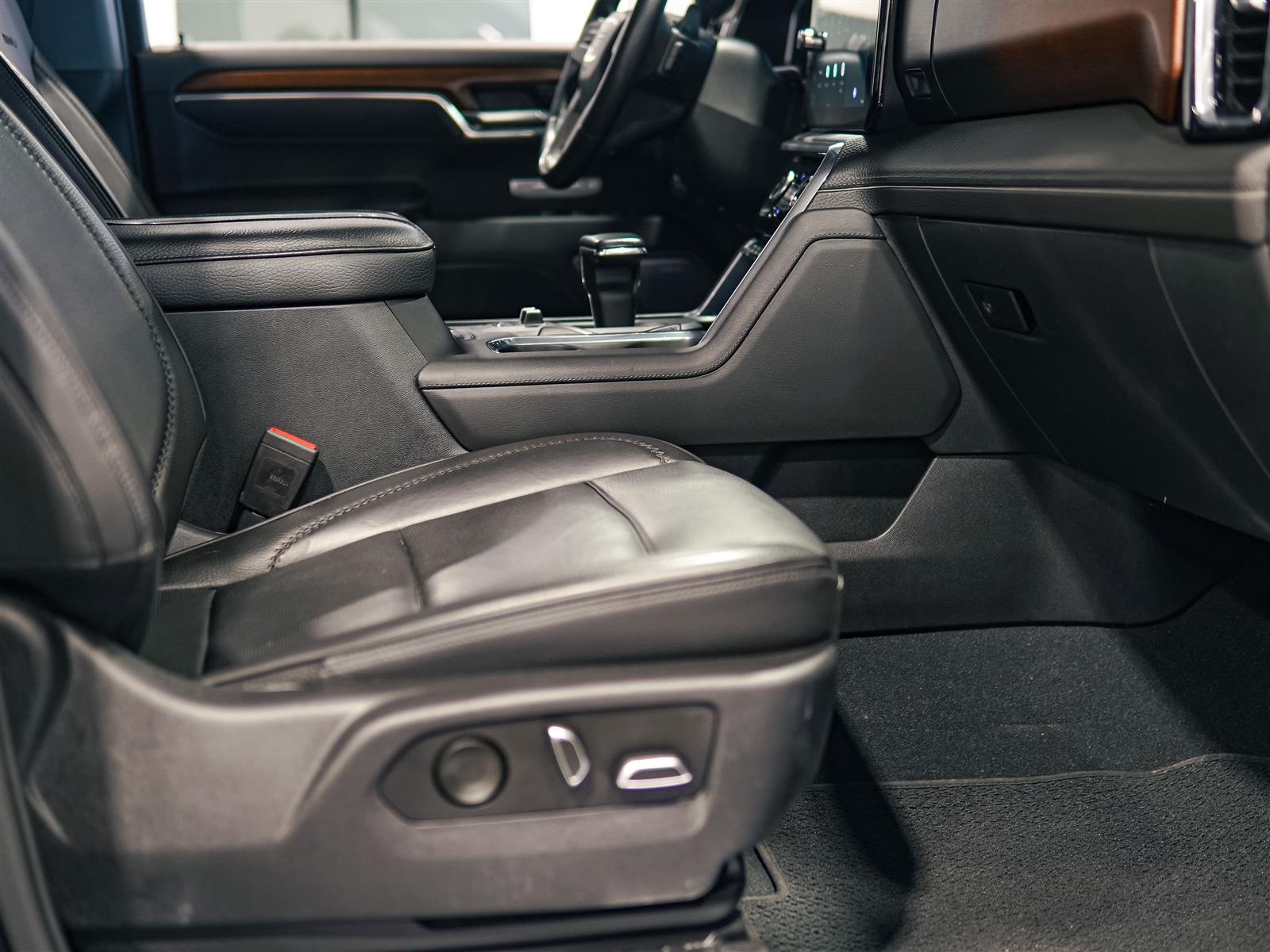 used 2022 GMC Sierra 1500 car, priced at $56,947