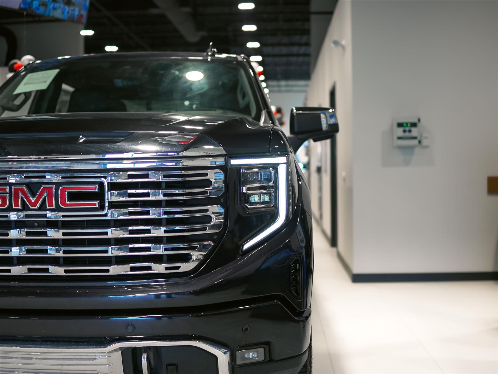 used 2022 GMC Sierra 1500 car, priced at $56,947