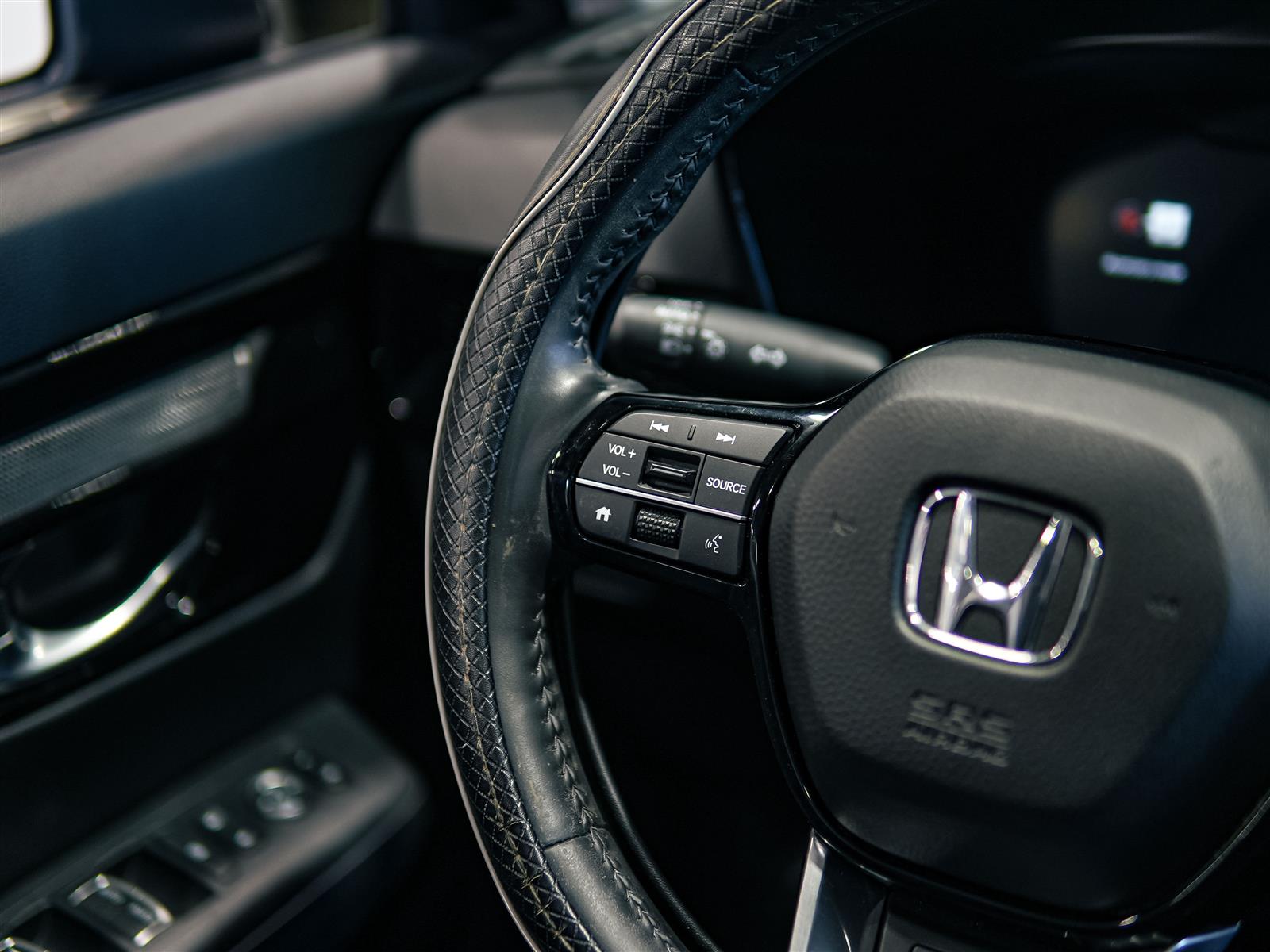 used 2024 Honda CR-V car, priced at $37,494