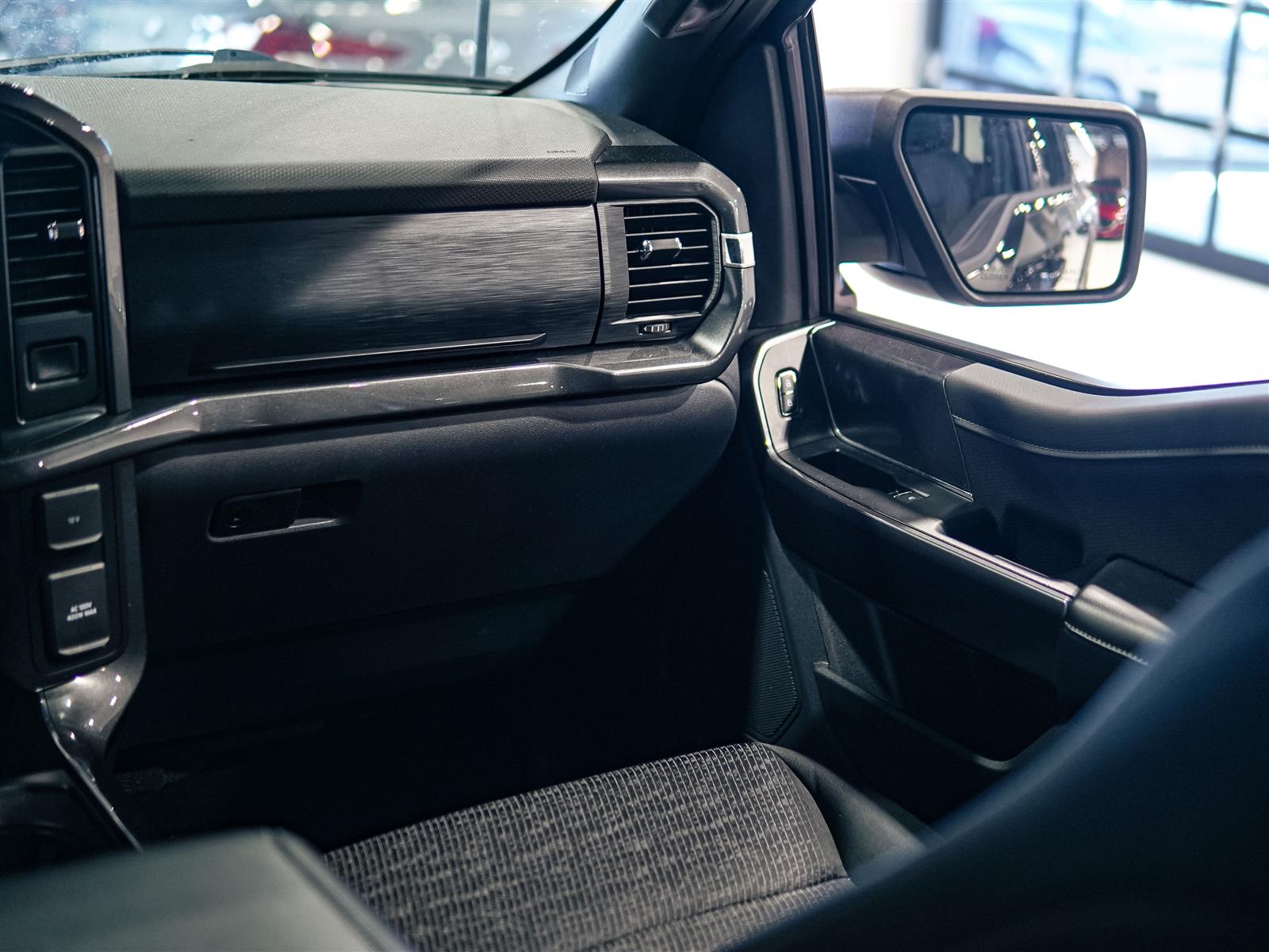 used 2021 Ford F-150 car, priced at $33,676