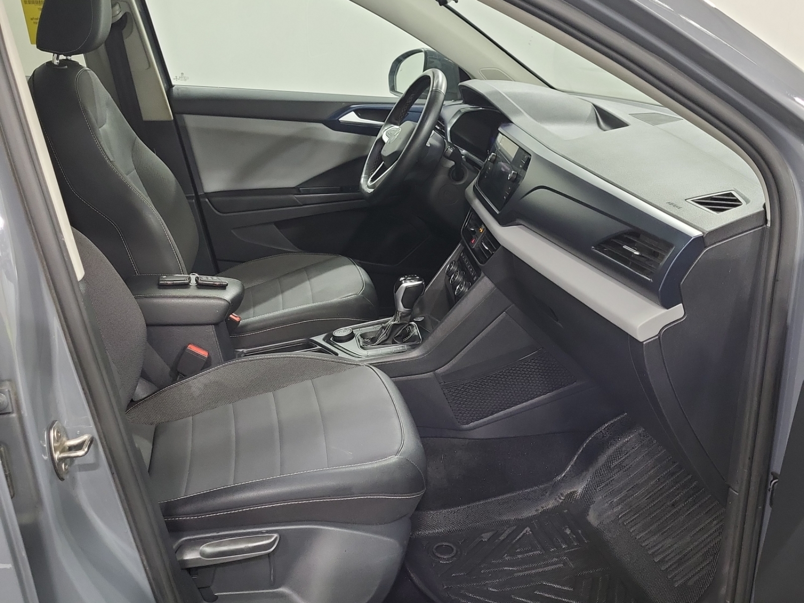used 2022 Volkswagen Taos car, priced at $20,895