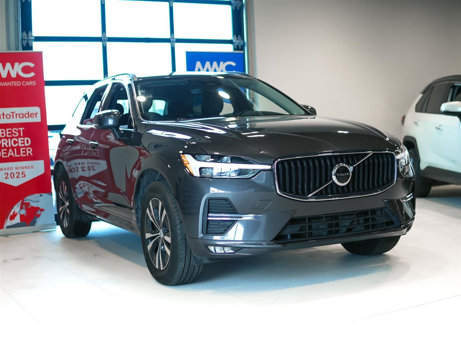 used 2023 Volvo XC60 car, priced at $32,965