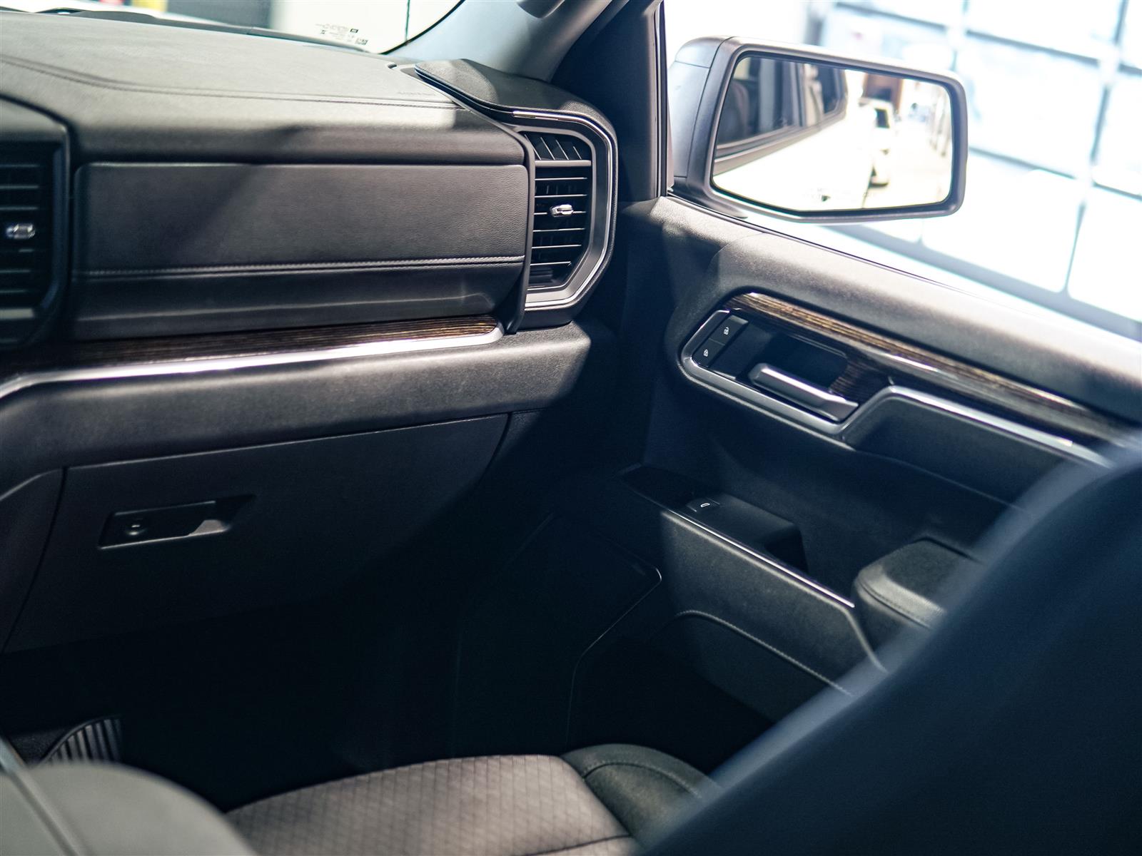used 2025 GMC Sierra 1500 car, priced at $53,995