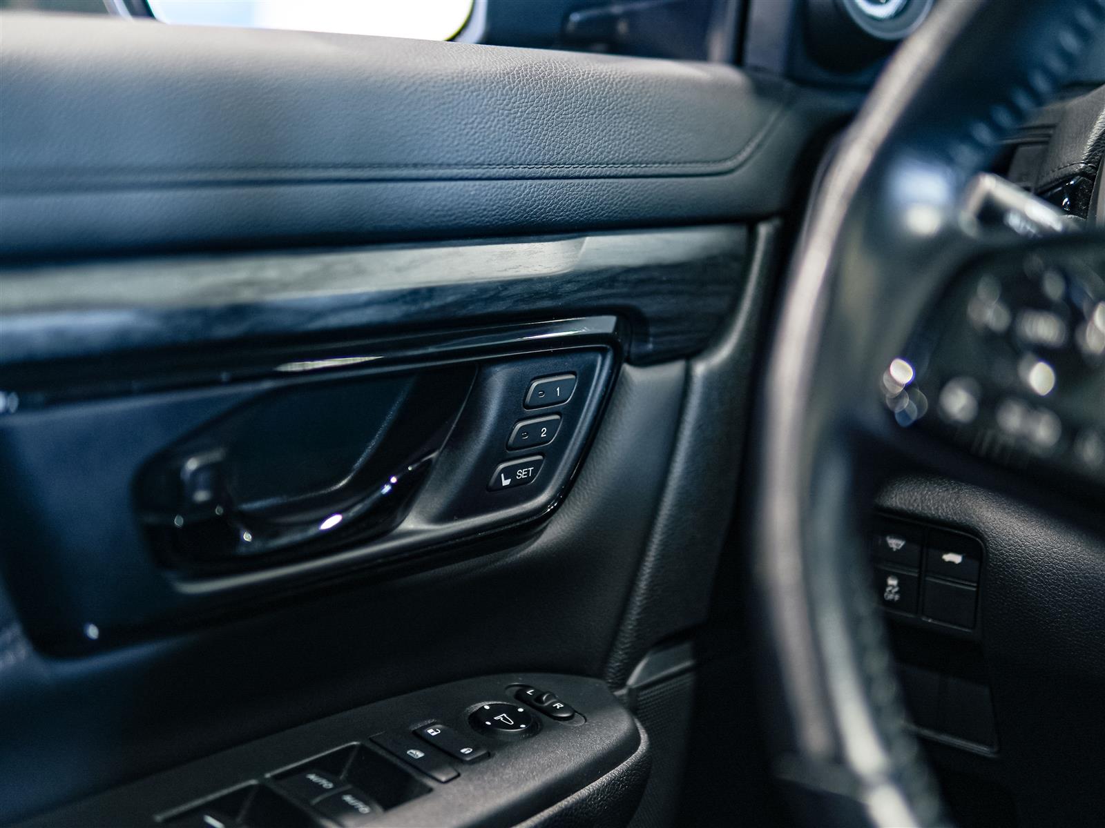 used 2020 Honda CR-V car, priced at $30,963