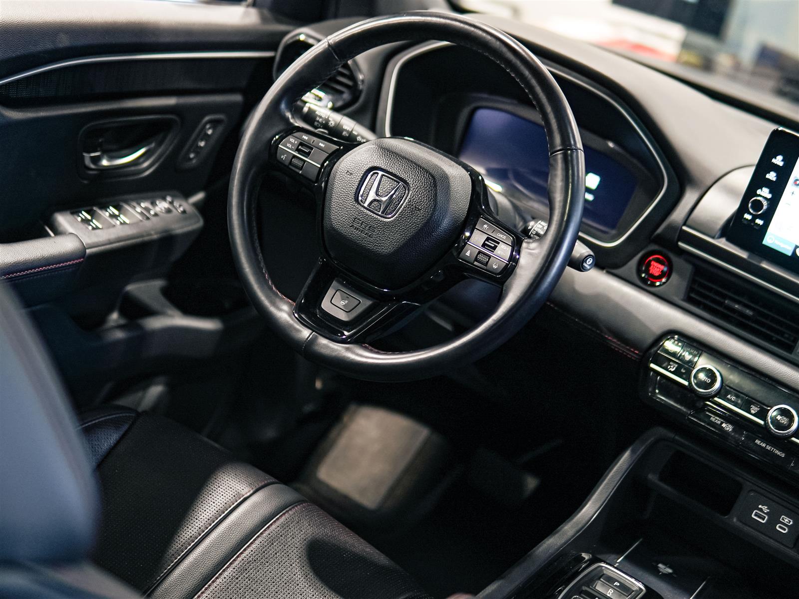 used 2023 Honda Pilot car, priced at $44,997