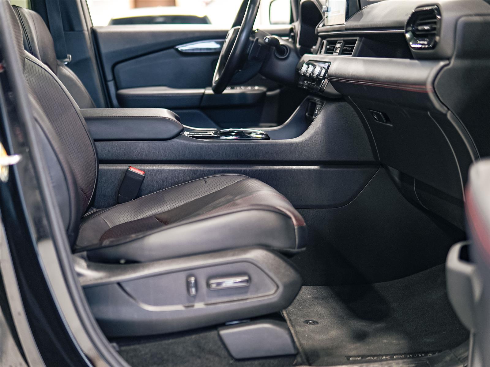 used 2023 Honda Pilot car, priced at $44,997