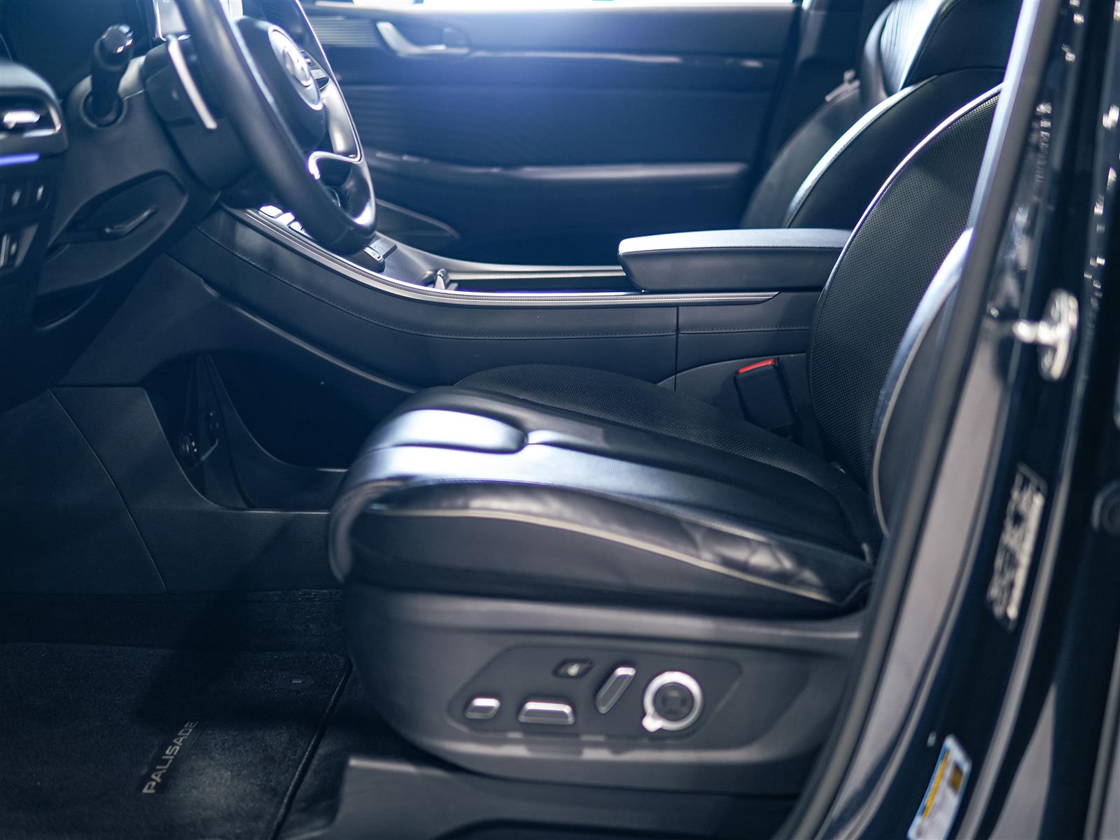 used 2023 Hyundai Palisade car, priced at $38,764