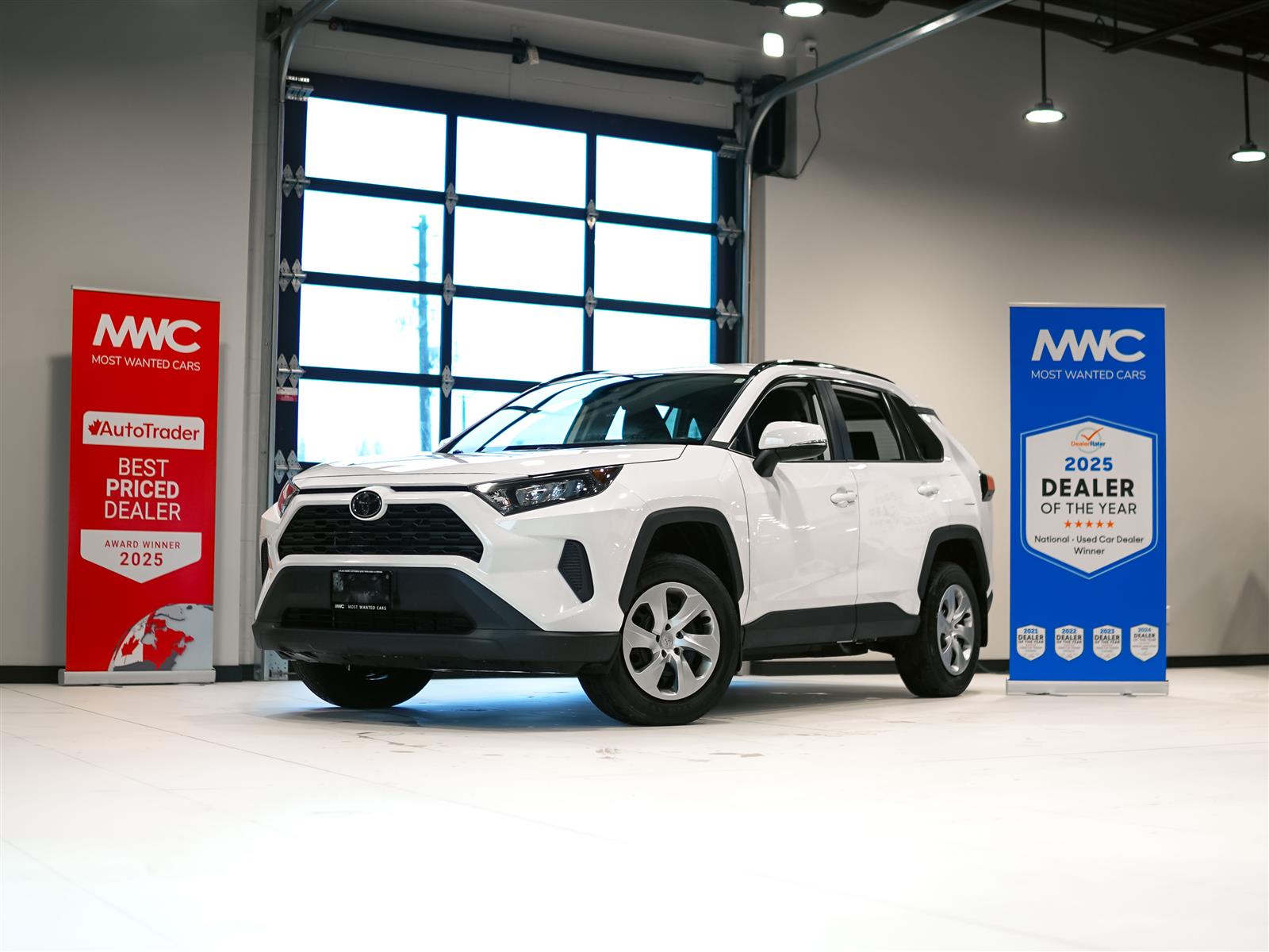 used 2020 Toyota RAV4 car, priced at $26,752