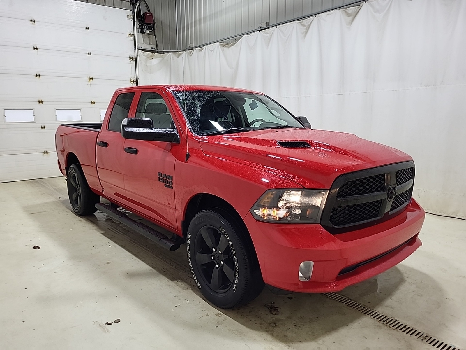 used 2022 Ram 1500 Classic car, priced at $32,964