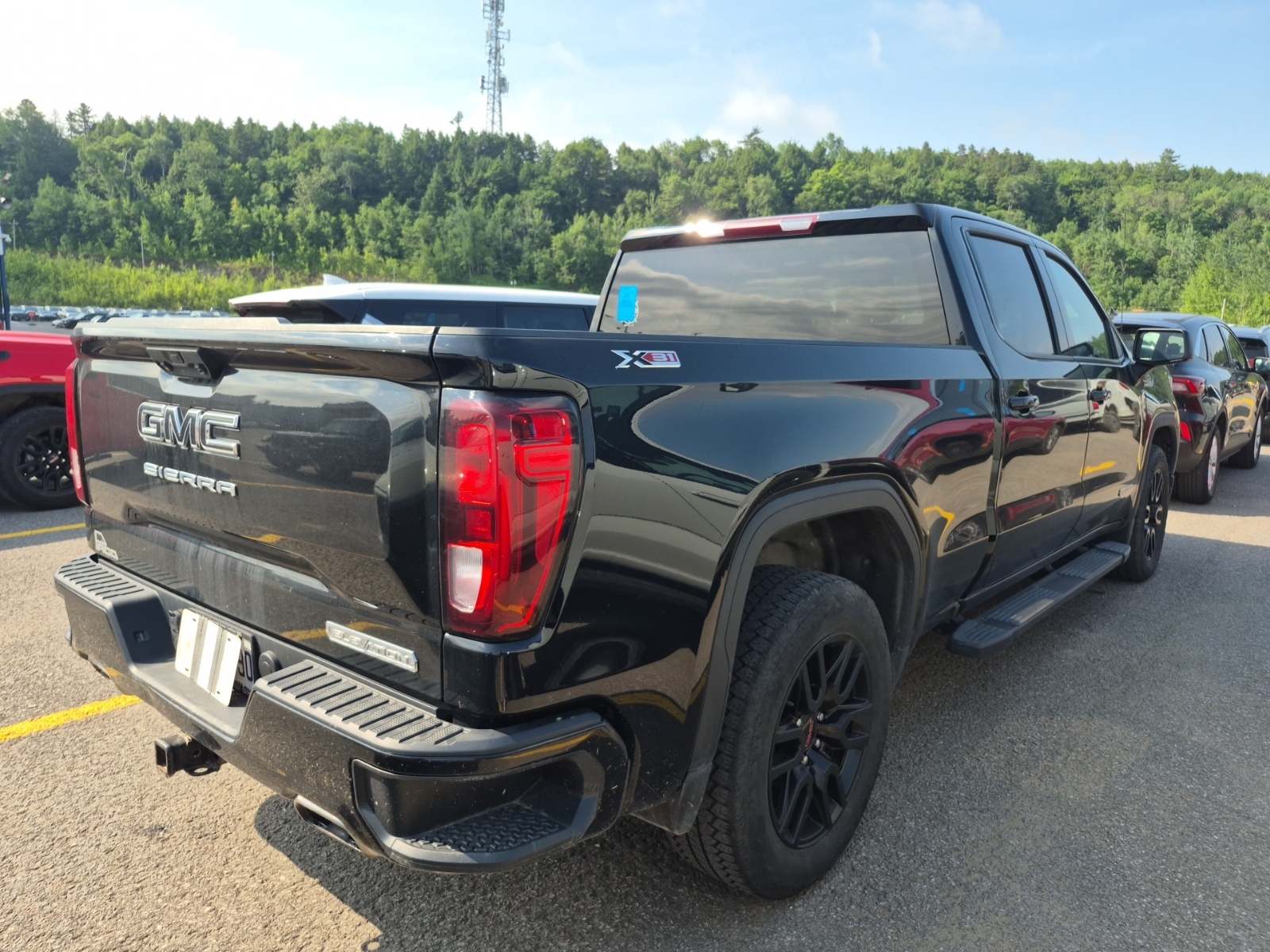 used 2023 GMC Sierra 1500 car, priced at $44,864