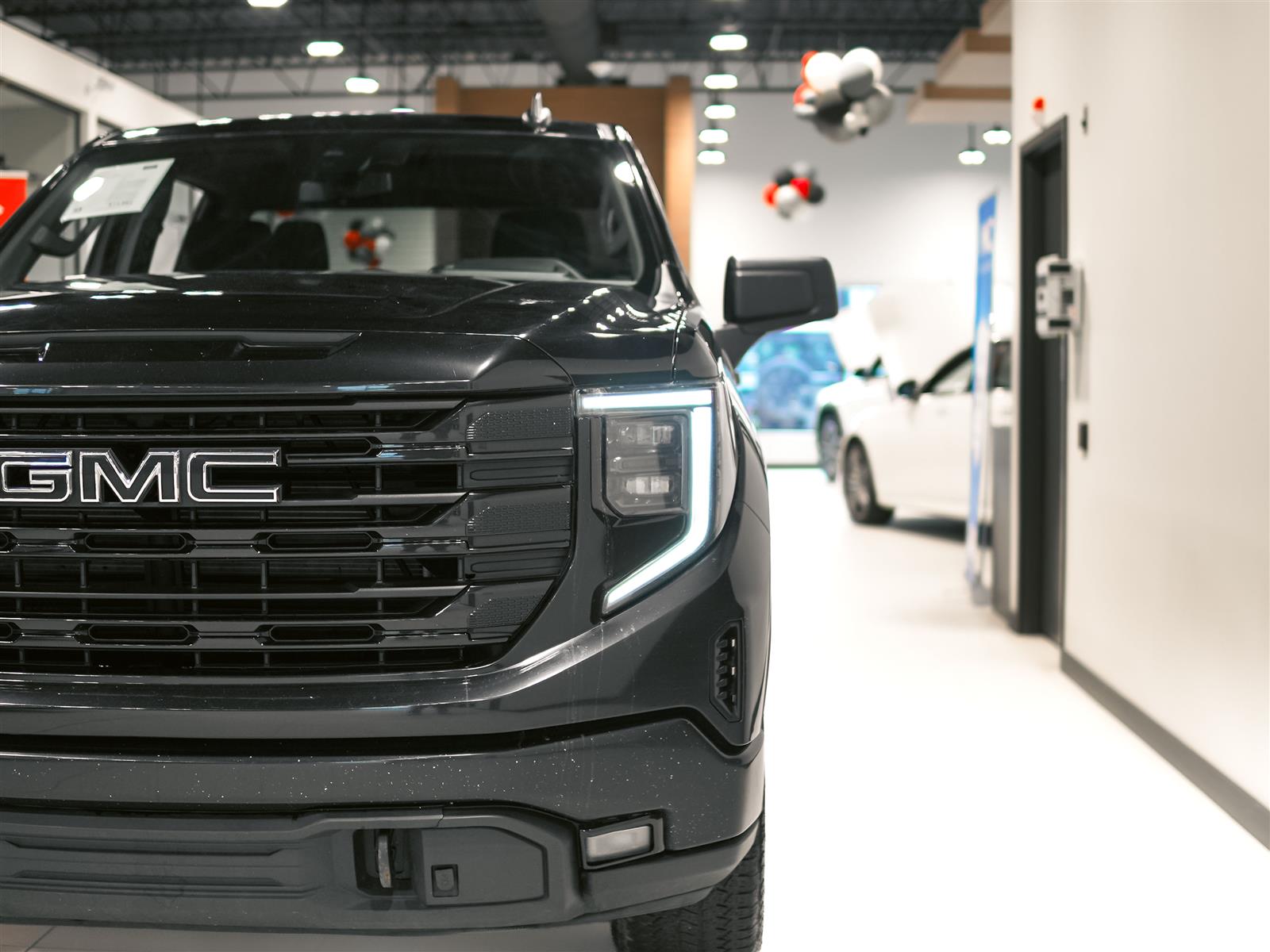 used 2023 GMC Sierra 1500 car, priced at $43,993