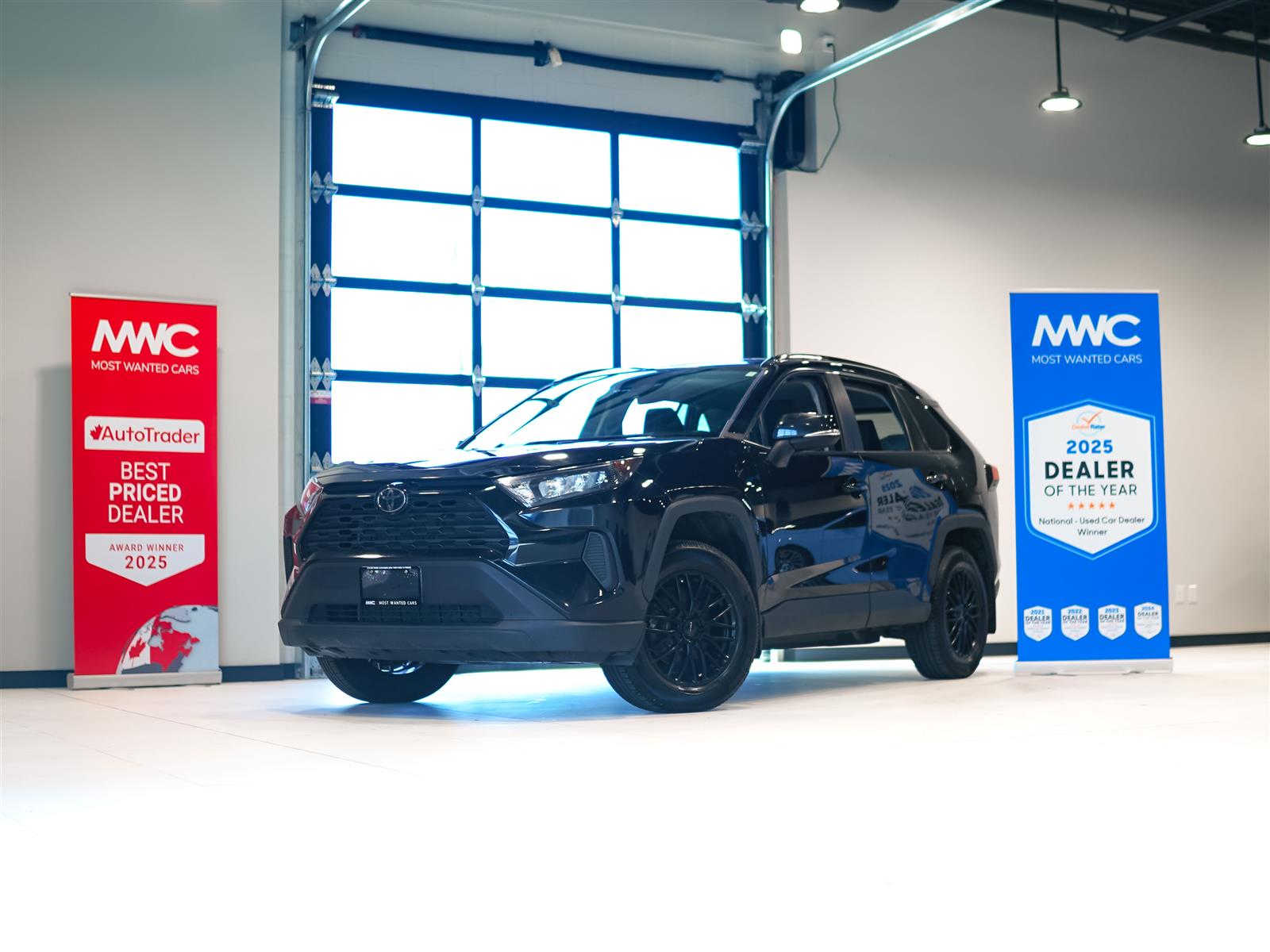 used 2020 Toyota RAV4 car, priced at $26,252