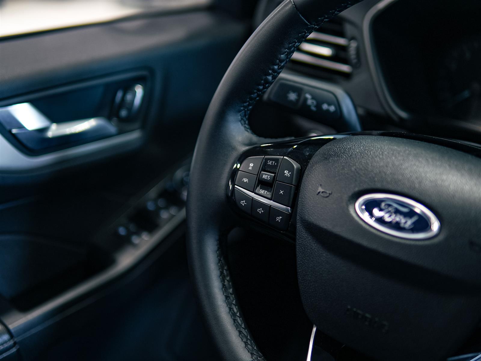 used 2022 Ford Escape car, priced at $23,462