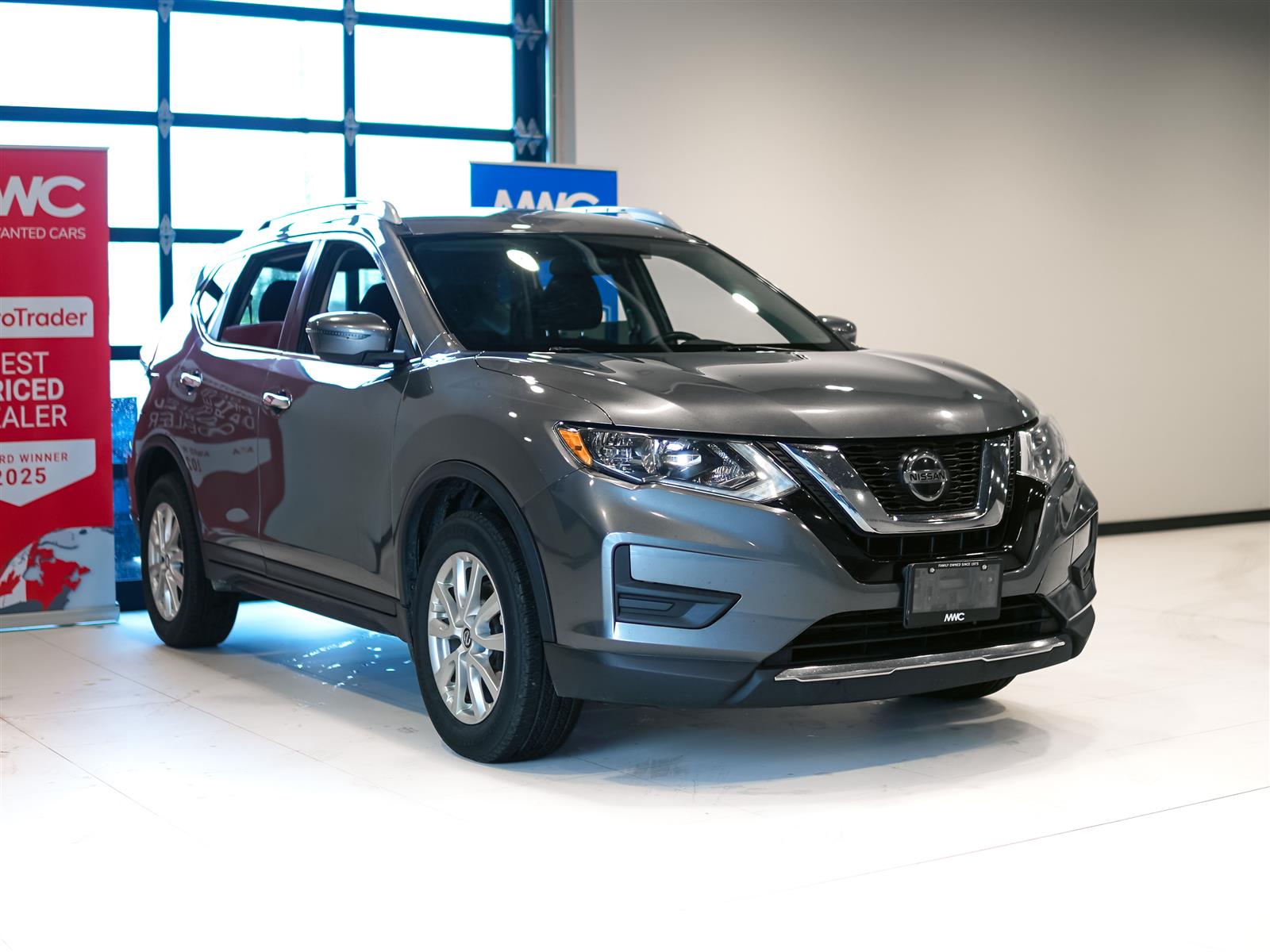used 2020 Nissan Rogue car, priced at $15,465