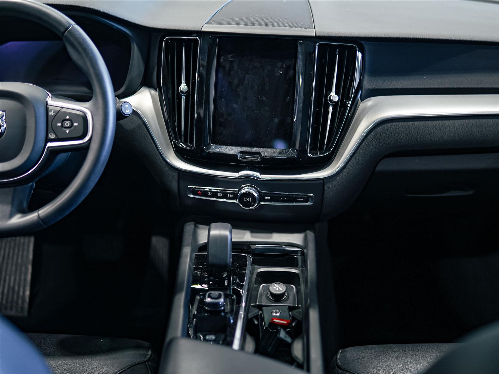 used 2023 Volvo XC60 car, priced at $35,494