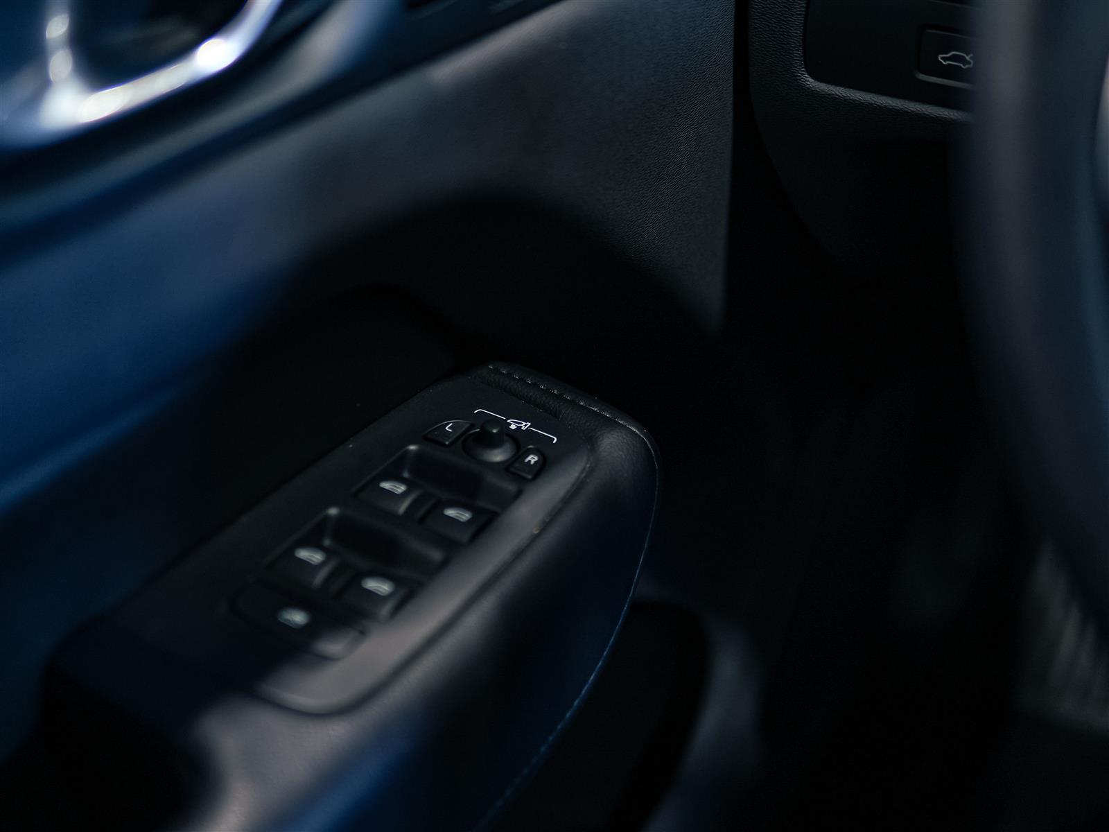 used 2023 Volvo XC60 car, priced at $35,494