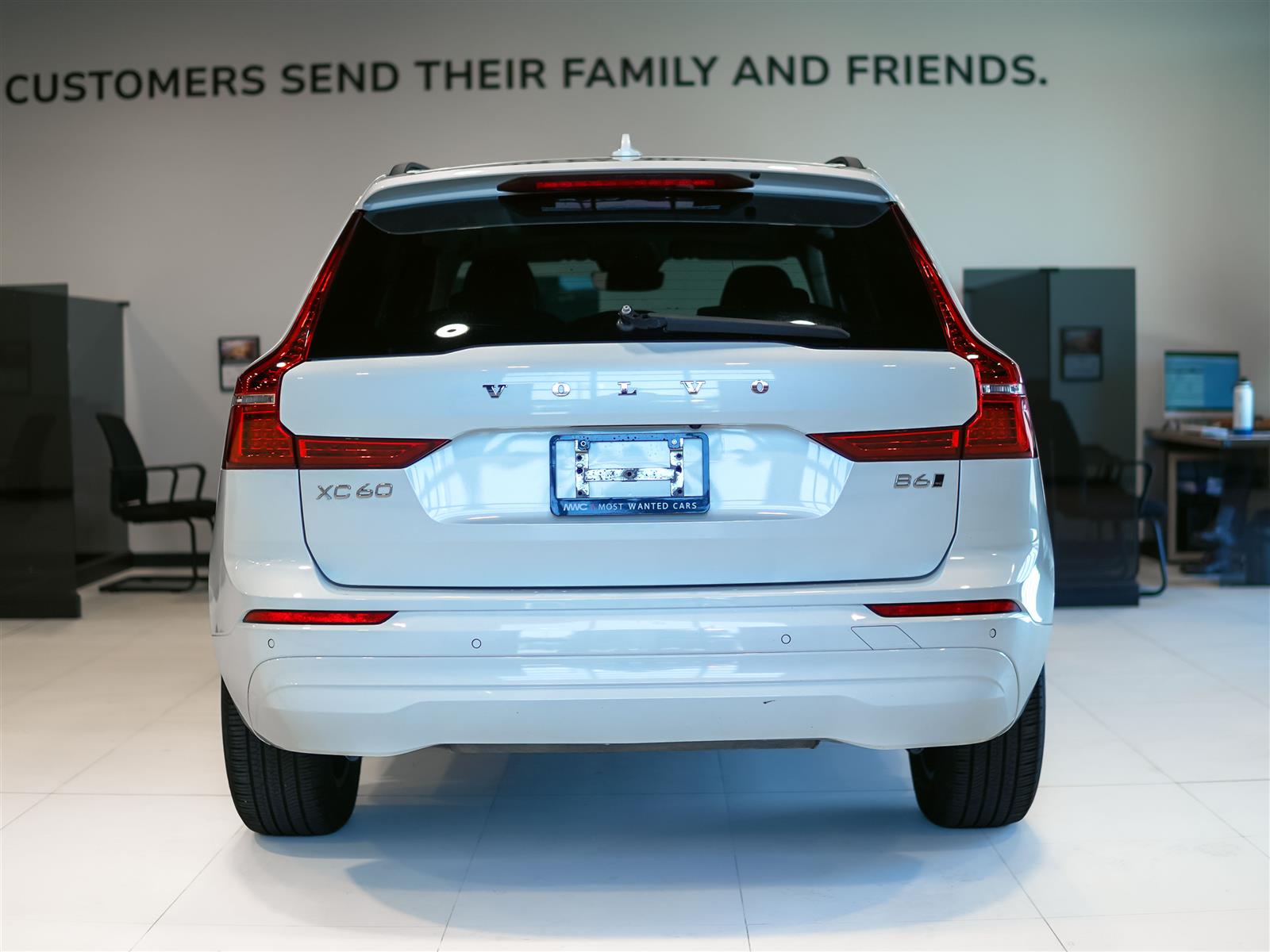 used 2023 Volvo XC60 car, priced at $35,494