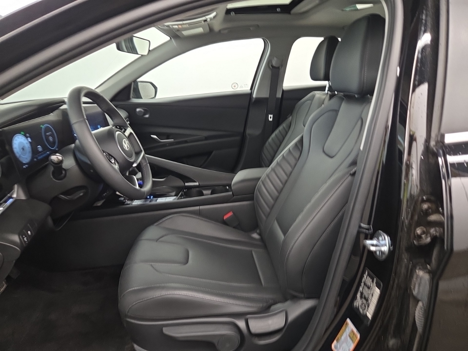 used 2025 Hyundai Elantra car, priced at $27,462