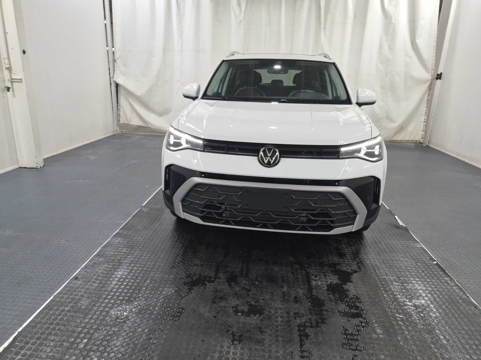 used 2025 Volkswagen Taos car, priced at $30,962
