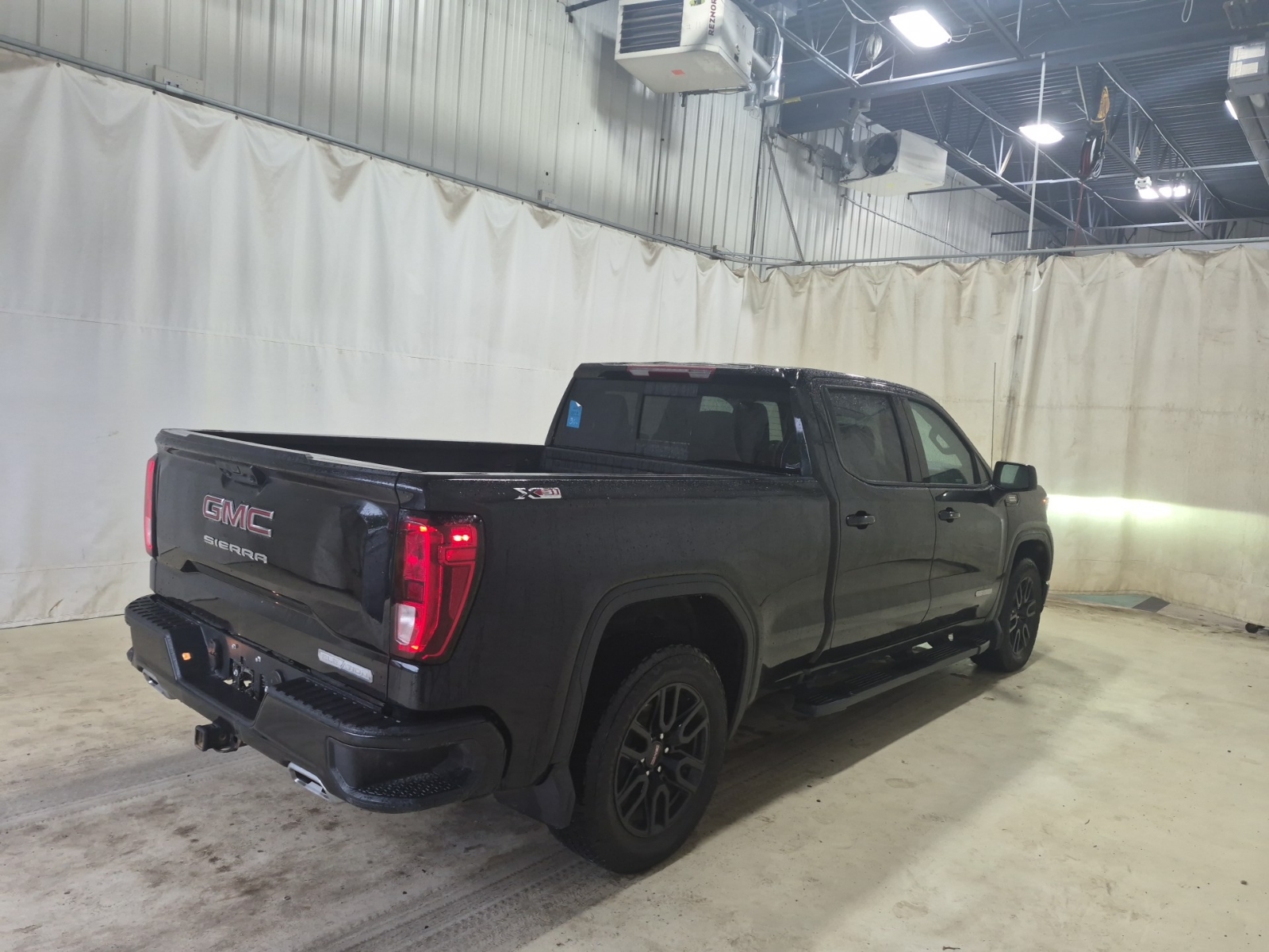 used 2024 GMC Sierra 1500 car, priced at $52,864