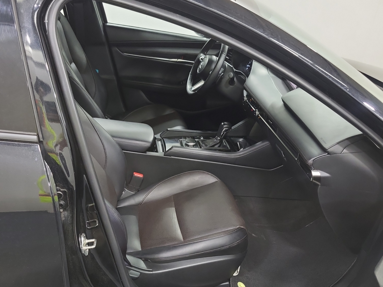 used 2025 Mazda Mazda3 car, priced at $28,292