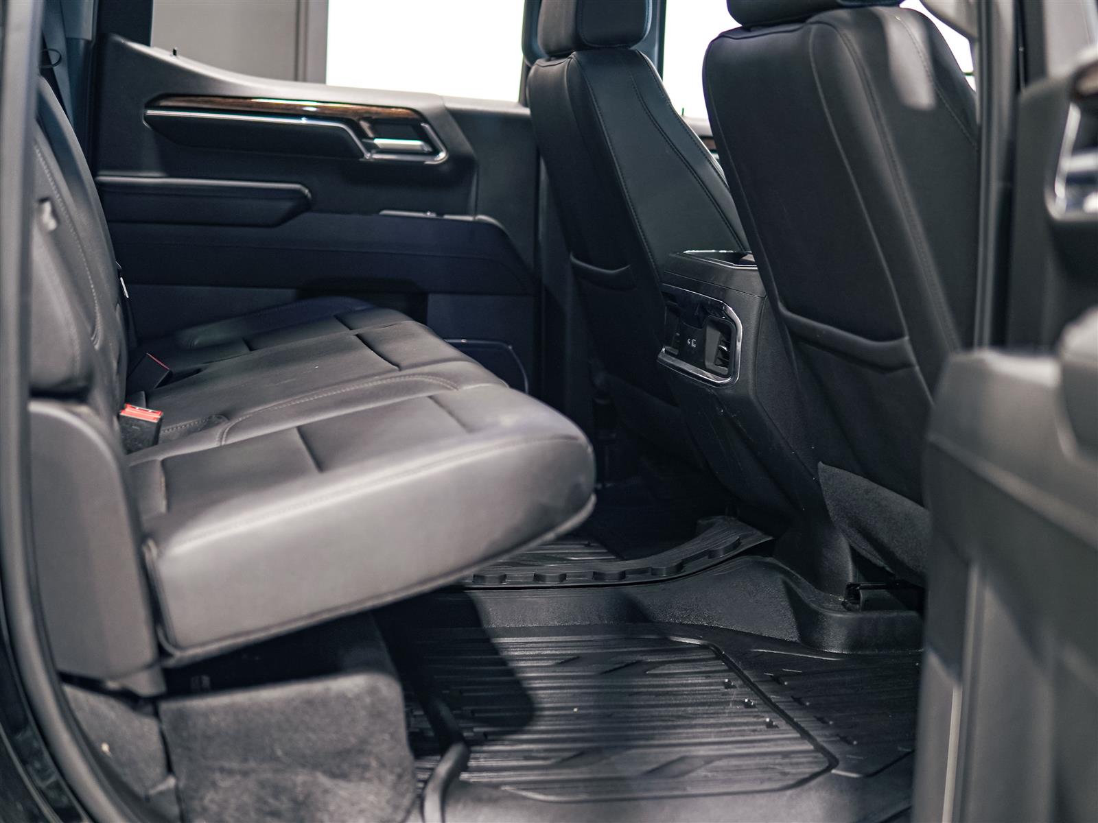 used 2024 GMC Sierra 1500 car, priced at $54,492