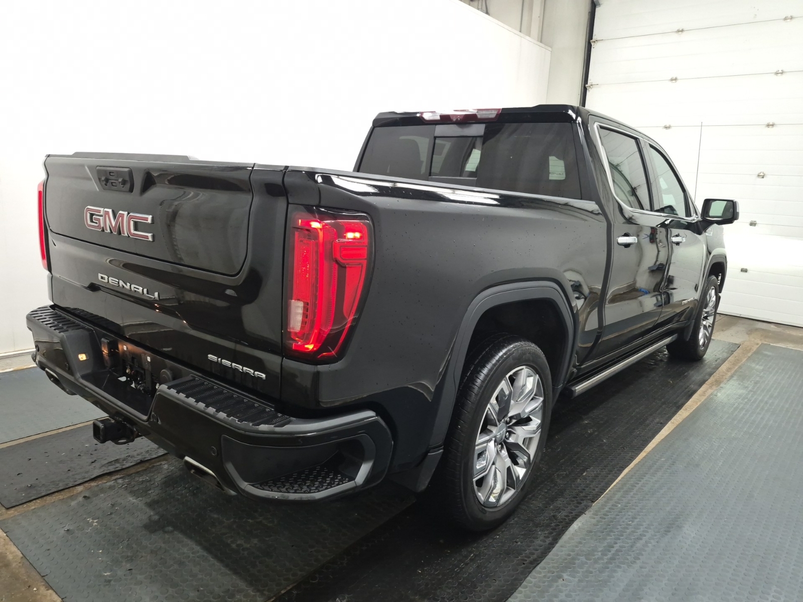 used 2022 GMC Sierra 1500 car, priced at $55,966