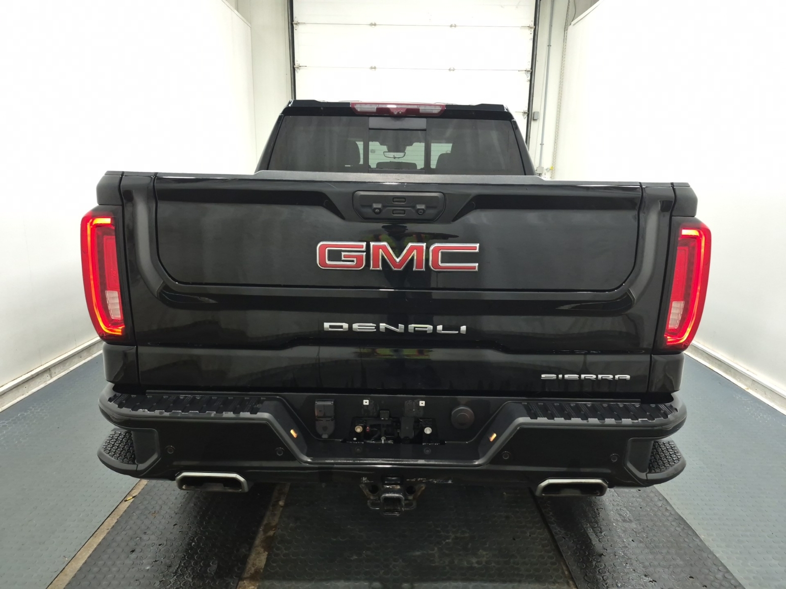 used 2022 GMC Sierra 1500 car, priced at $55,966