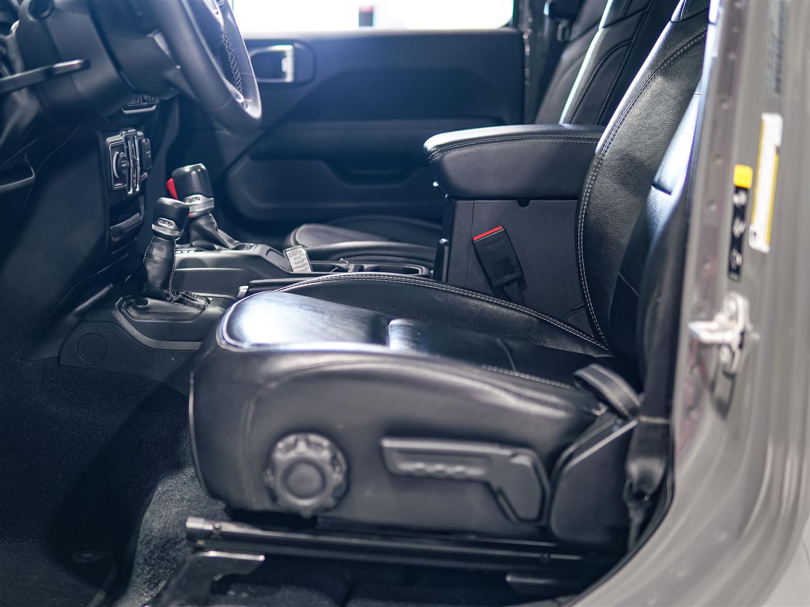 used 2023 Jeep Wrangler car, priced at $34,394